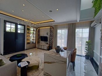 Rumah Minimalis Mansion 9 dekat Universitas Ciputra Surabaya Barat