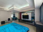 thumbnail-apartemen-penthouse-waterplace-view-kolam-sudah-full-furnish-13